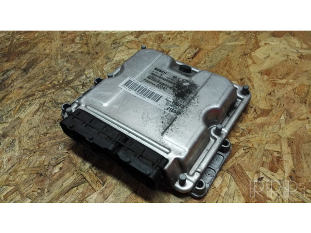 Блок управления двигателя P56044220AD   Jeep Cherokee