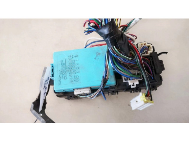 Блок предохранителей  2323006072, 232300-6072  mr228760   Mitsubishi Colt    