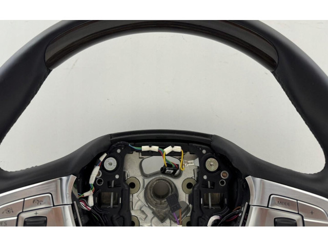 Volant BMW 7 G11 G12 2020 735889  