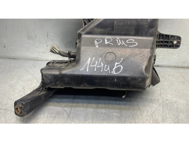 Блок предохранителей  3949   Toyota Prius (NHW20)    