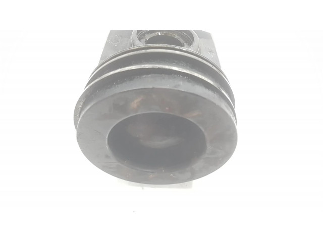 Píst 1612731880, 1511AA   Citroen SpaceTourer M  pro naftový motor 2.0  