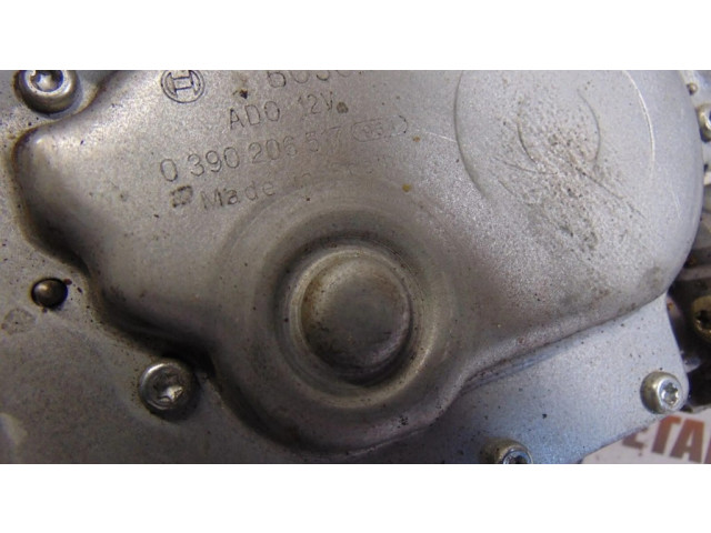 Моторчик заднего дворника 0390206517    Mitsubishi Carisma