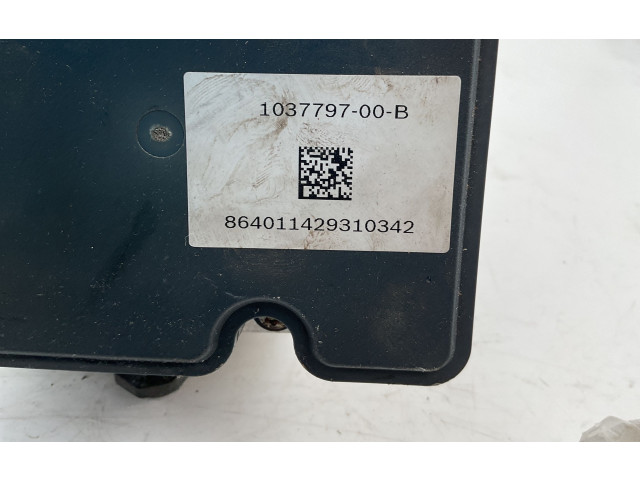 Jednotka ABS 103779700B, 864011429310342   Tela Model S 2016