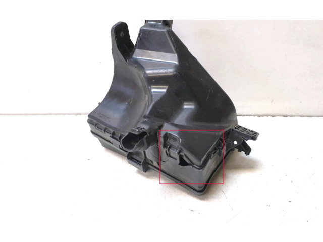   Pojistková skříňka 8266252801   Toyota Yaris 2020