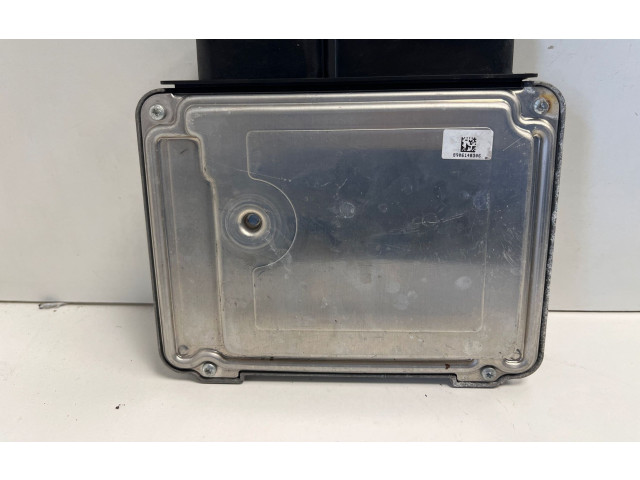 Блок управления двигателя 03L906018LA   Audi A6 S6 C7 4G