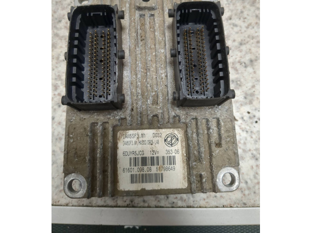 Блок управления двигателя 51798649, 6DUYR5JCG   Suzuki Jimny