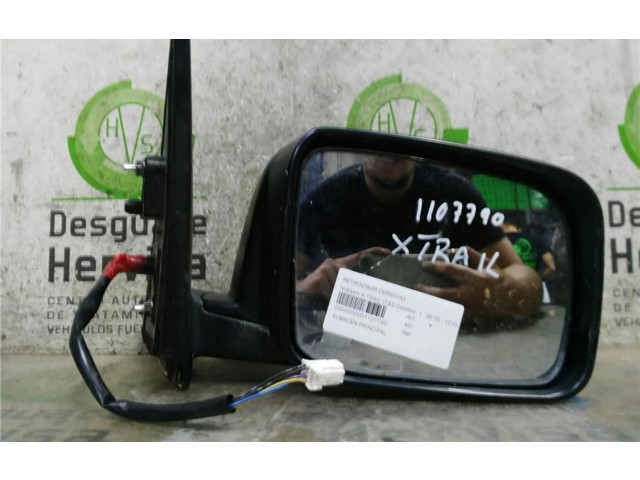 Zpětné zrcátko  Nissan X-Trail T30 2003  0050057  