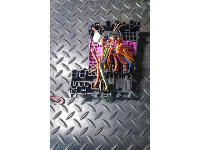   Pojistková skříňka 2Q0937615A   Volkswagen Polo VI 2020