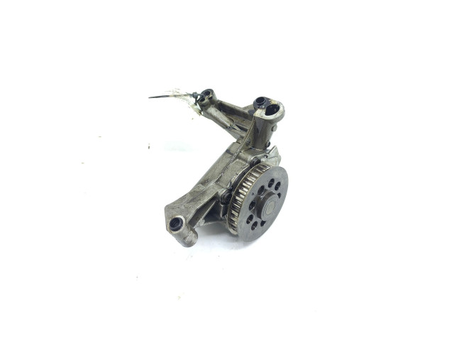 Масляный насос  CAYC 03l115105b, 03l115263  Volkswagen Caddy 