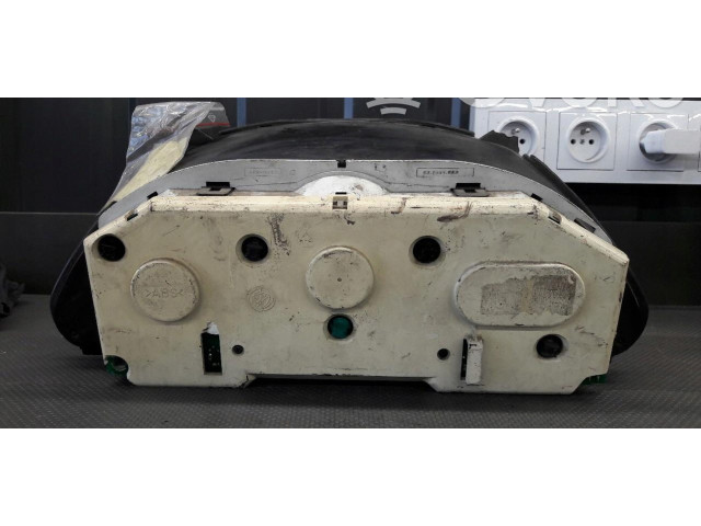 Pojistková skříňka Спидометр (приборный щиток) 602584003   Alfa Romeo 145 - 146 1997