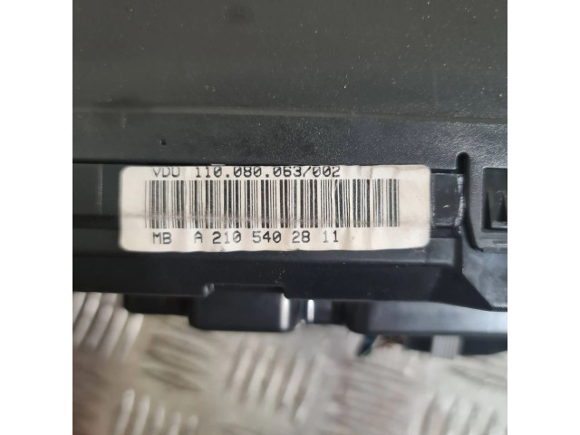 Панель приборов A2105402811   Mercedes-Benz E W210       