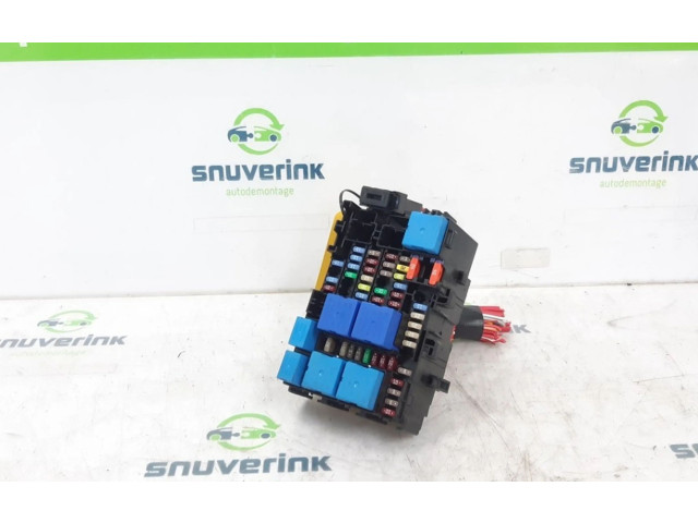 Блок предохранителей  242309724R, 242309724R   Renault Arkana    