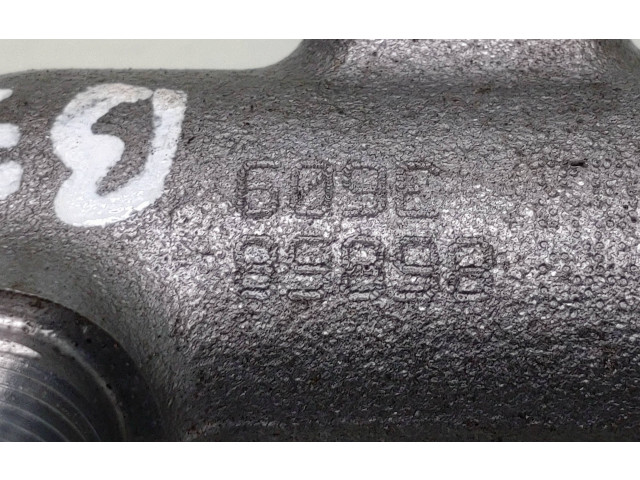 Vstřikovací lišta 31303612, 10s35927   Volvo V40    D4204T8 