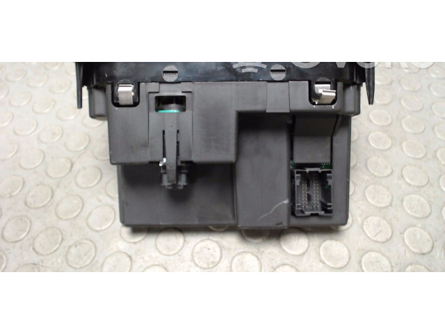 Блок управления климат-контролем 52400839, 735330924   Alfa Romeo GT