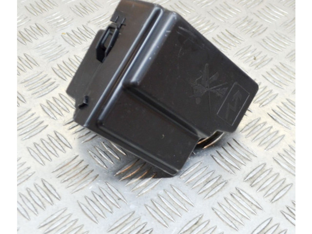   Pojistková skříňka 243129358R, 252361535R   Renault Captur 2020