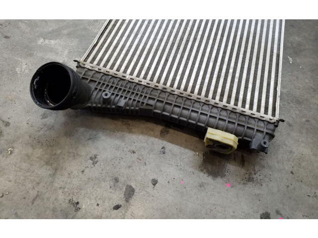 Интеркулер  3C0145805P   Volkswagen Tiguan 