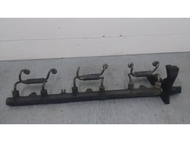 Vstřikovací lišta 0445216002   BMW 5 E39   2.9 306D1 