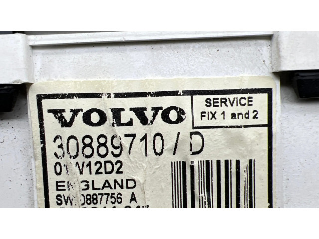 Панель приборов 30889710, 0887756A   Volvo S40, V40       