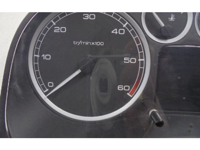 Přístrojová deska  Peugeot 307 CC 2004 P9655476580G, P9655476580G  