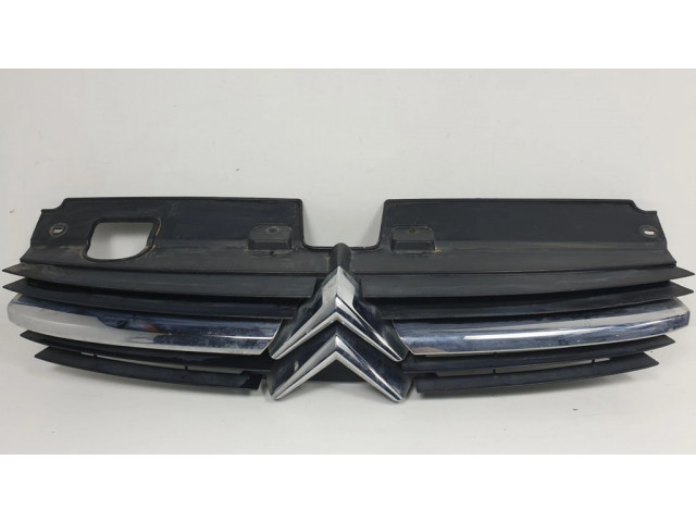 Передняя решётка Citroen C5 2001-2004 года 9636751980, 28857M      