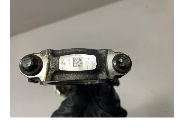 Поршень с шатуном  02606LJ1, WU3  Audi A3 S3 8V  