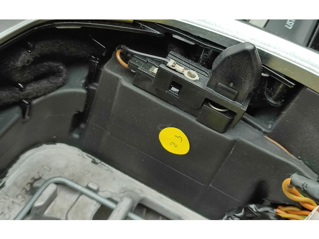 Volant Peugeot 3008 II 2016 98105487HE, 34197234D  