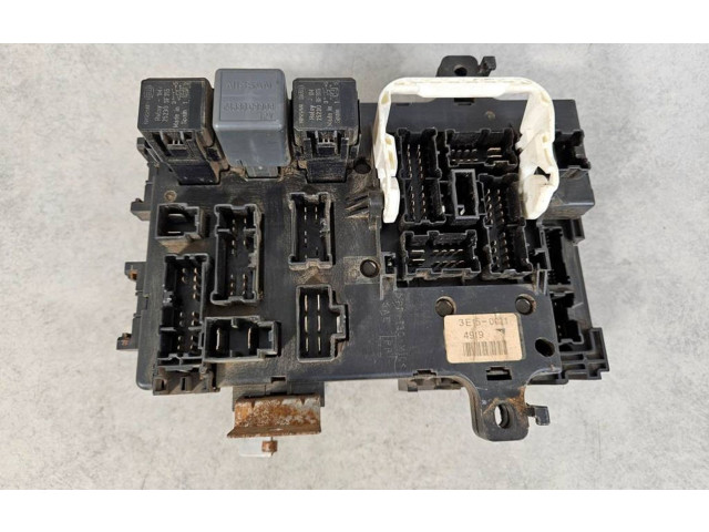   Pojistková skříňka 285510X804, 5WK48530   Nissan Terrano 2003