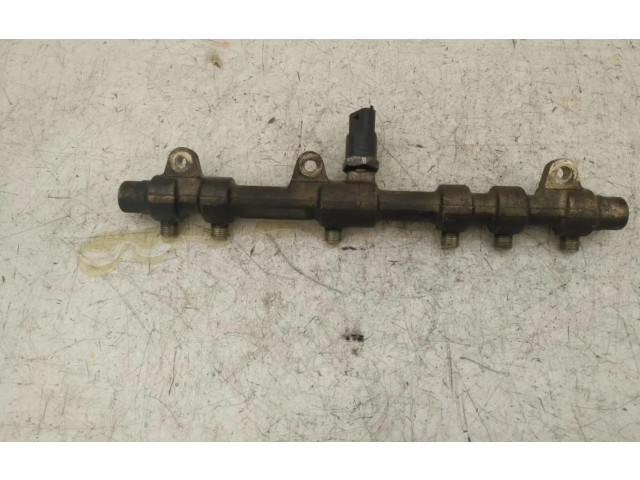 Vstřikovací lišta 0445215005   Alfa Romeo 166  pro naftový motor 2.4  