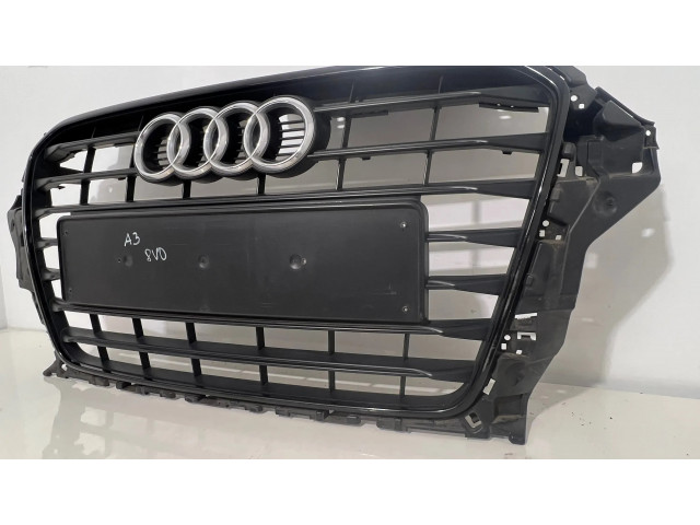 Передняя решётка Audi A3 S3 8V 2013-2019 года 8V3853651      