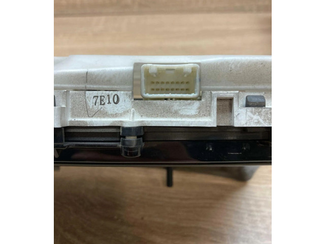 Přístrojová deska  Toyota Previa (XR30, XR40) II 2000 8380013150, 2574108790  