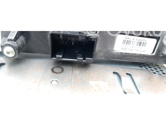 Радио/ проигрыватель CD/DVD / навигация 7355354400   Fiat Punto Evo