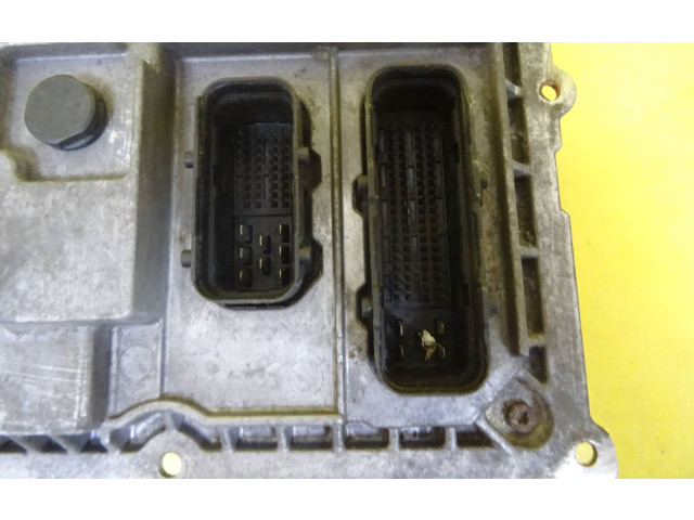 Блок управления двигателя 0261205004, 0003107V006   Smart ForTwo I