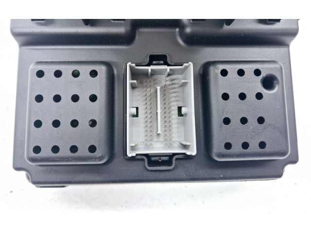 Блок комфорта 30728356, 12216069   Volvo V70   