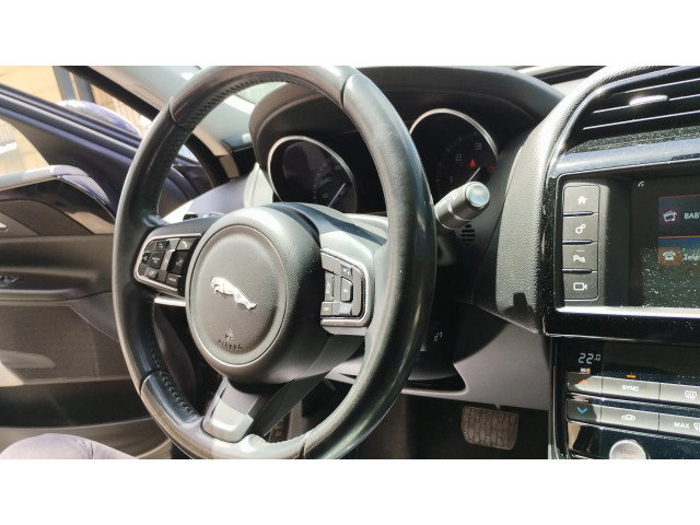 Volant Jaguar XE 2016 GX733F563PD8PVJ  