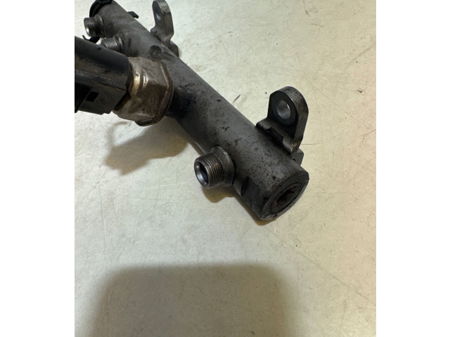 Vstřikovací lišta 059130089AA   Audi A6 S6 C6 4F     