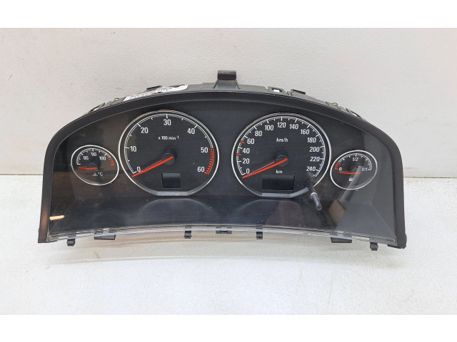 Панель приборов 13186684, 13186684DT   Opel Signum       