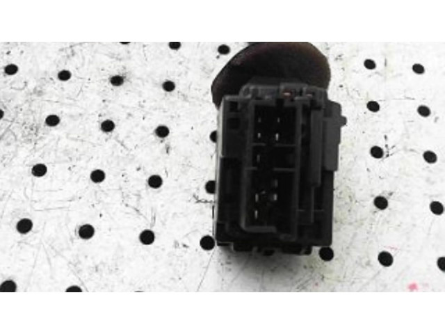 Ручка стеклоочистителей 6239G6   Citroen Saxo