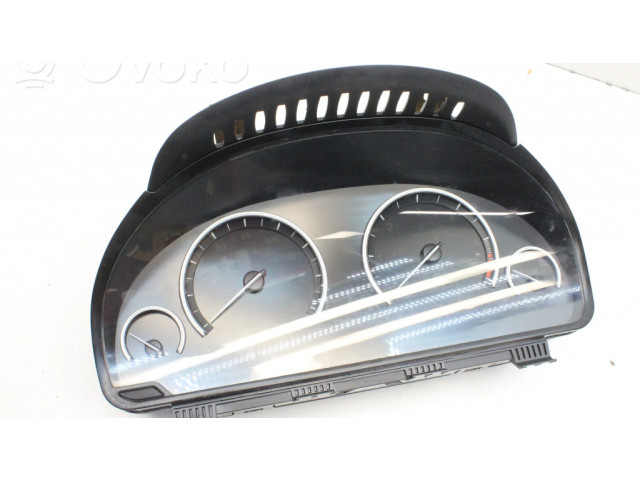 Přístrojová deska  BMW 7 F01 F02 F03 F04 2012 9280467  