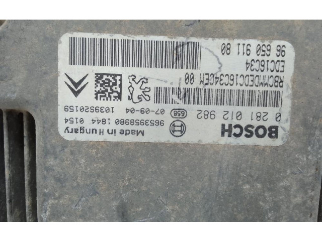 Блок управления двигателя 9665091180   Citroen Jumpy