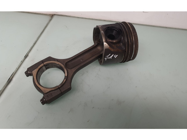 Píst 7799883, 11257799883   BMW X6 E71    306D5 