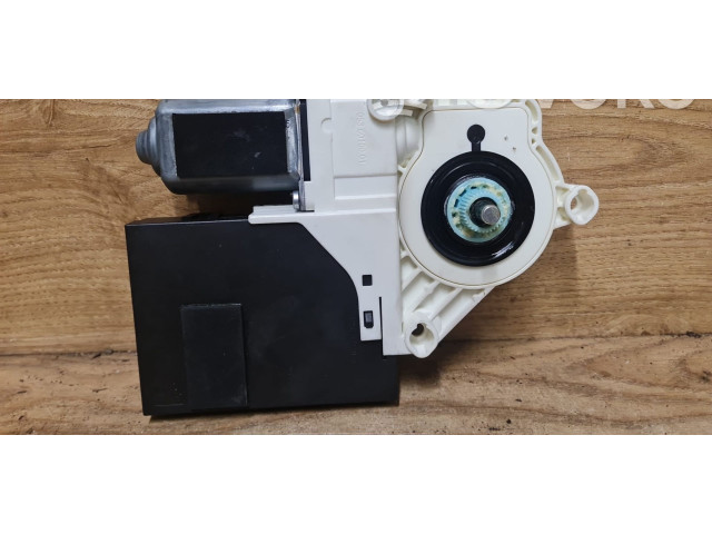 Volant Volvo XC90 2005 30723428, B-20  