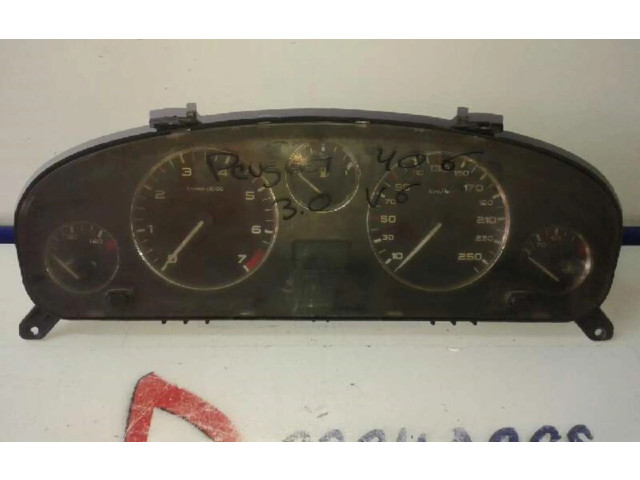 Přístrojová deska  Peugeot 406  9630372980  