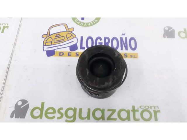 Píst 11257803033, 0840BB   BMW 7 E65 E66  pro naftový motor 2.0  