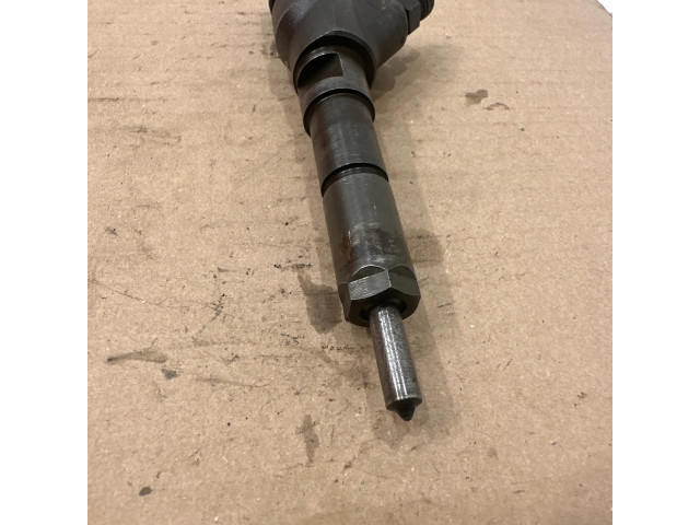 Vstřikovač 0445110076   Peugeot 406  pro naftový motor 2.0  