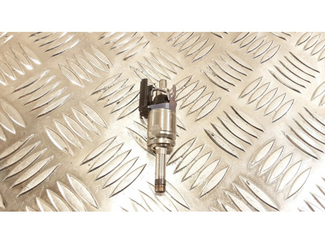 Vstřikovač 31336653   Volvo XC90  pro benzínový motor 2.0  