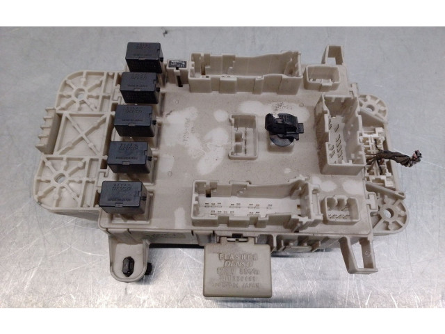 Pojistková skříňka Řídící jednotka BSM 8198050030   Toyota RAV 4 (XA10) 2001