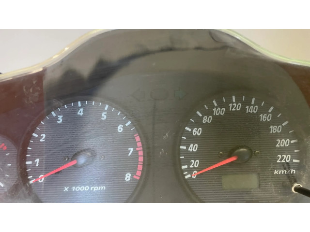 Přístrojová deska  Hyundai Santa Fe 2004 20028570, 69801080  