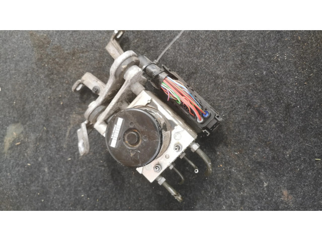 Jednotka ABS A172431612   Mercedes-Benz C W204 2012
