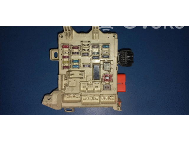 Zpětné zrcátko  Toyota Corolla E110 2001  8264112150  
