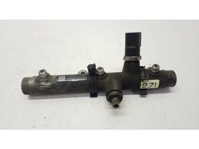 Vstřikovací lišta F00R001853, 059130089K   Audi A4 S4 B7 8E 8H  pro naftový motor 2.7  